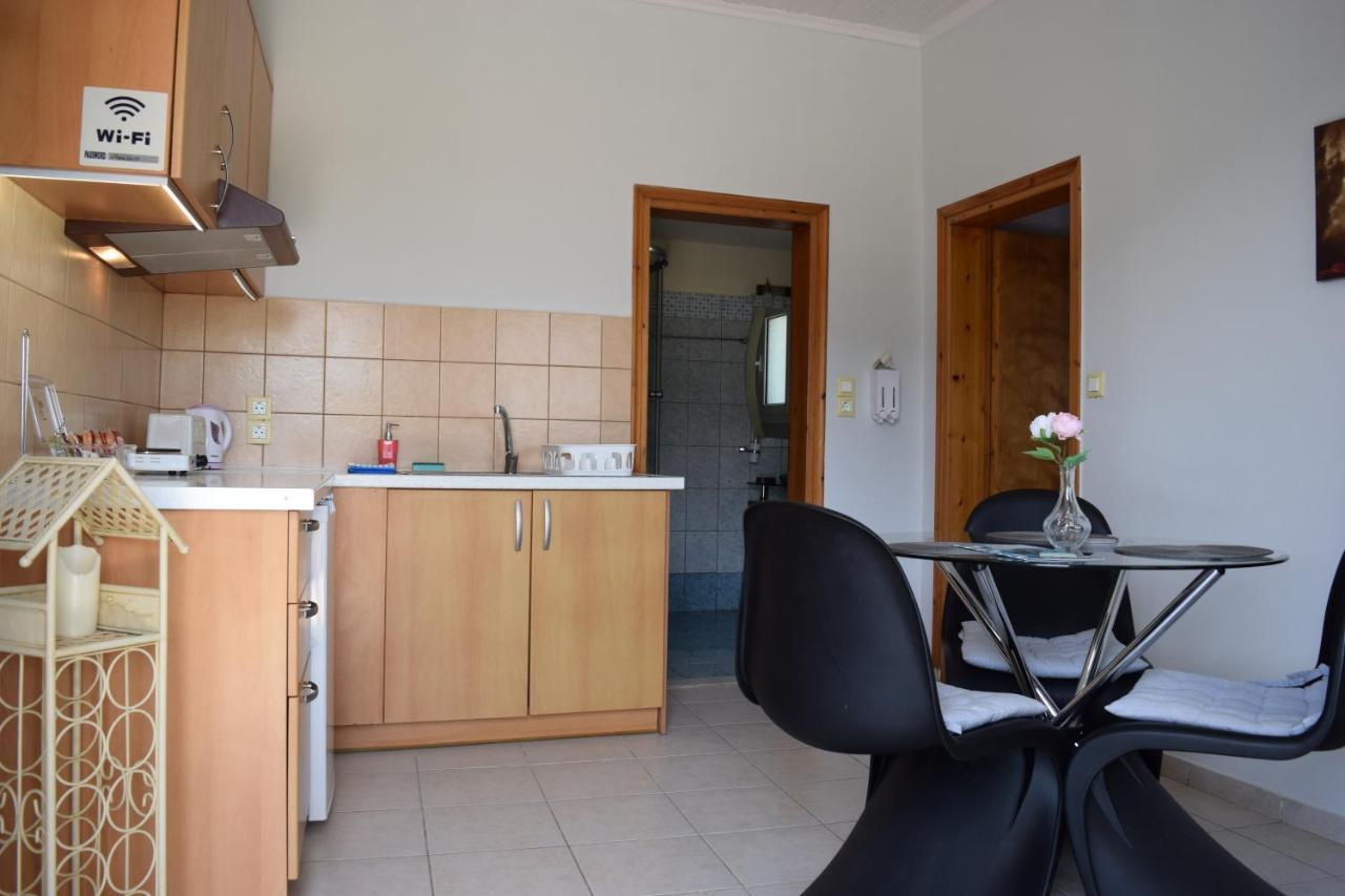 Val Di Compare Apartments Вати Екстериор снимка