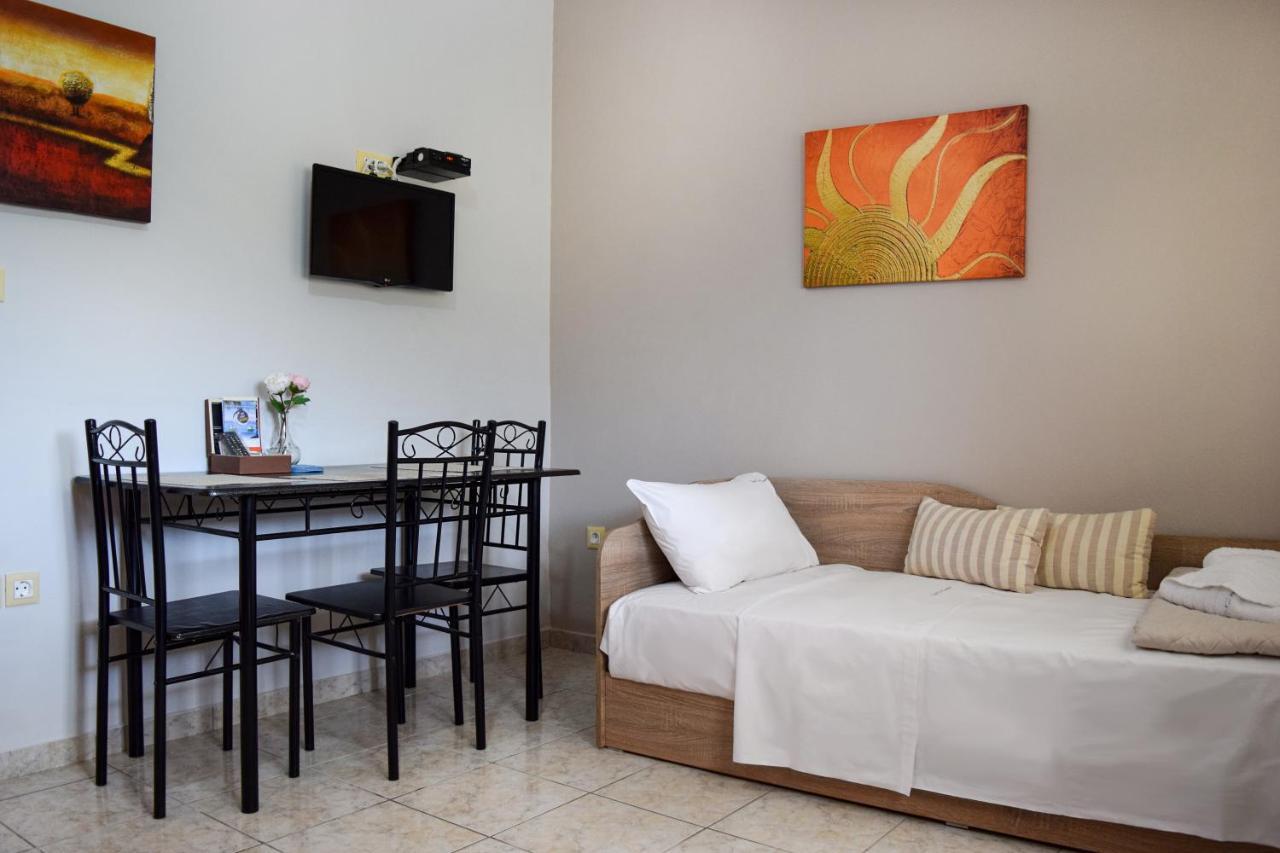 Val Di Compare Apartments Вати Екстериор снимка