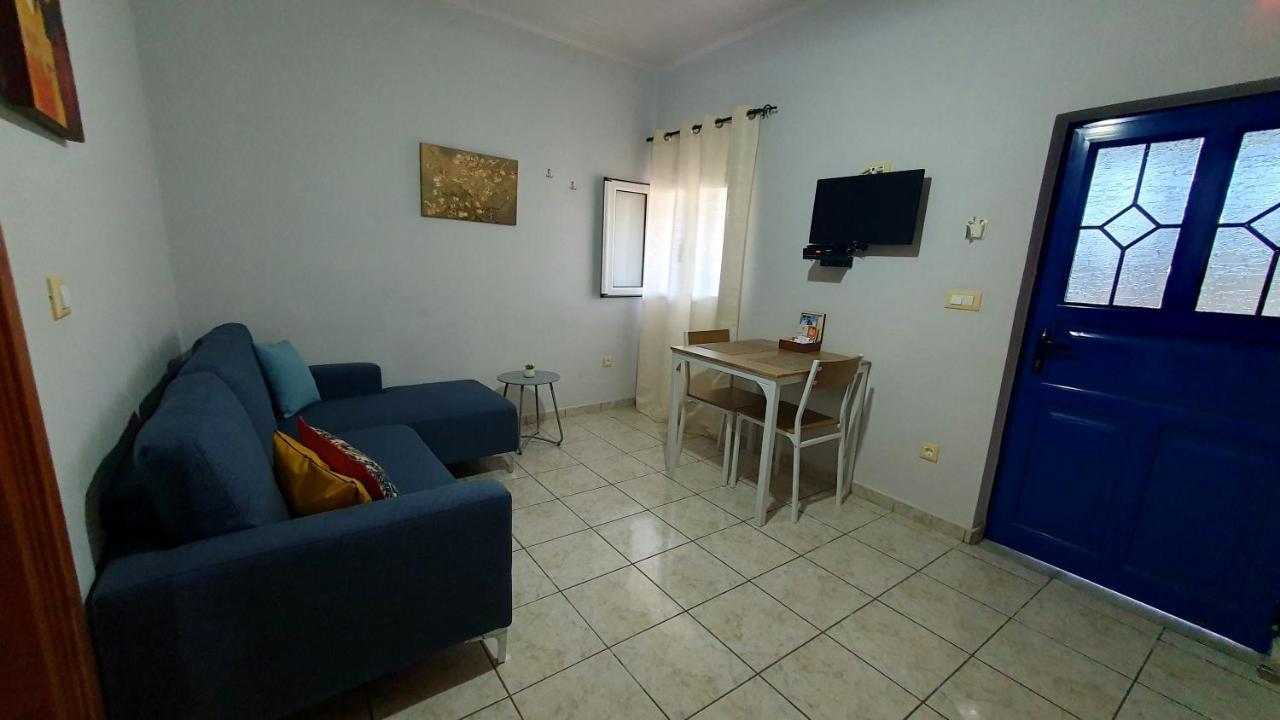 Val Di Compare Apartments Вати Екстериор снимка